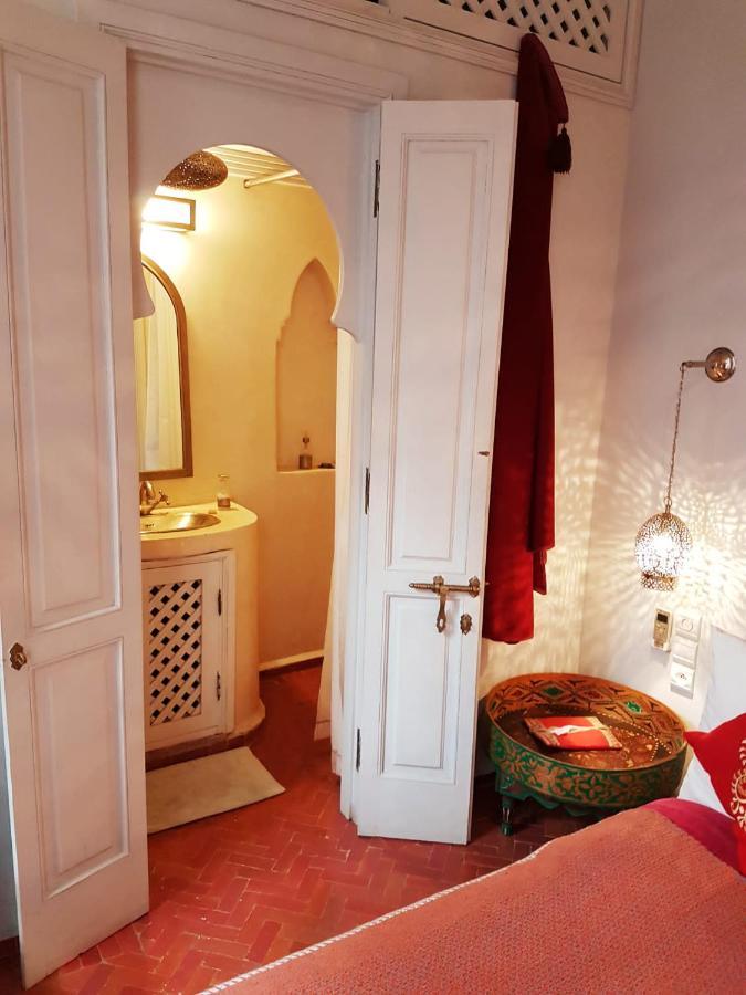 Riad Laly Tourisme Eclaire Le Bijou De La Medina Маракеш Екстериор снимка